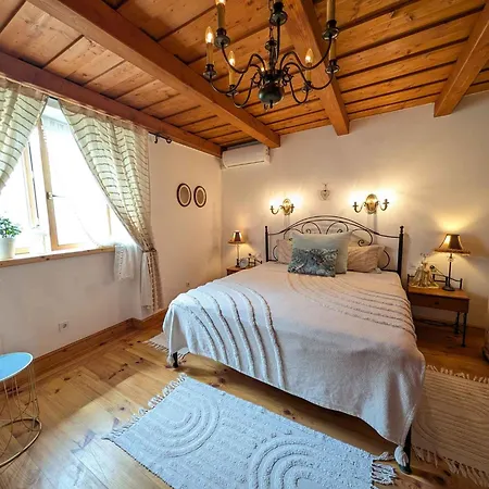 Dom wakacyjny In 44893 *