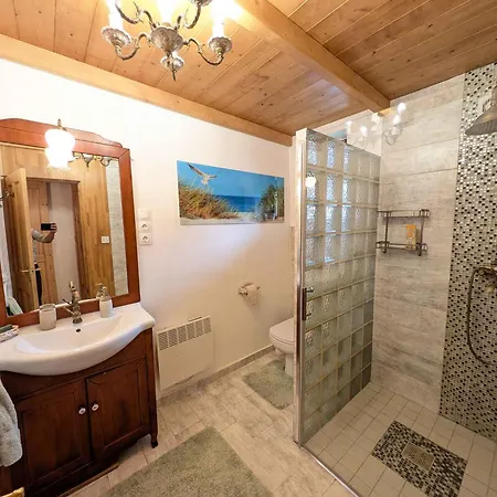 In 44893 * Balatonendréd