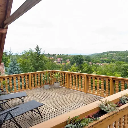 In 44893 Balatonendréd